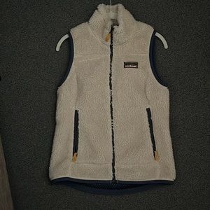 Ll bean Sherpa vest xxs